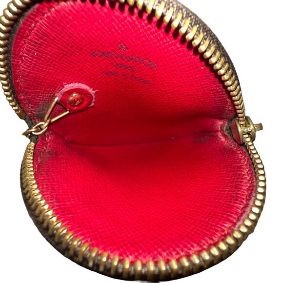 Louis Vuitton x Murakami Cherry Monogram Pouch - Picture 6 of 9